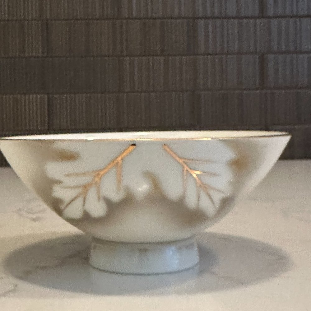 2 for $10 🎁Vintage Rice/Noodle Bowl with Gold Leaf Design